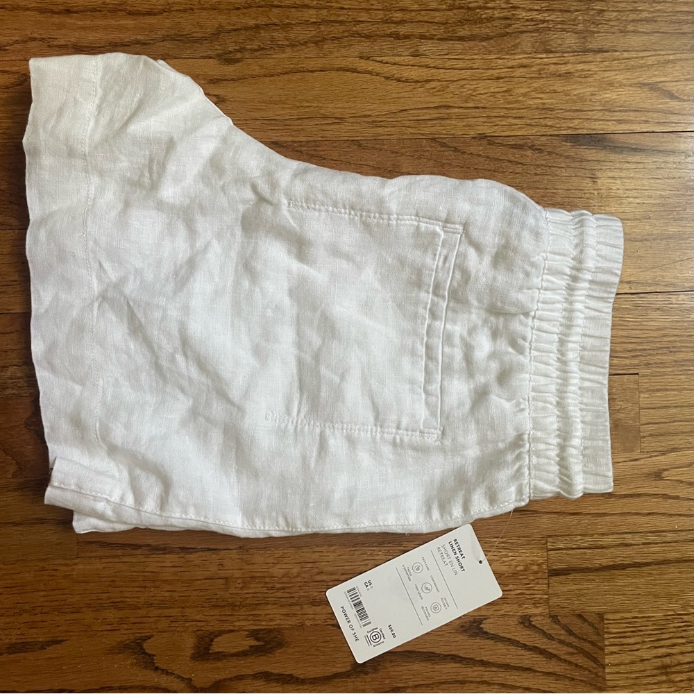 Athleta White Elastic Waist Shorts - Picture 4 of 5